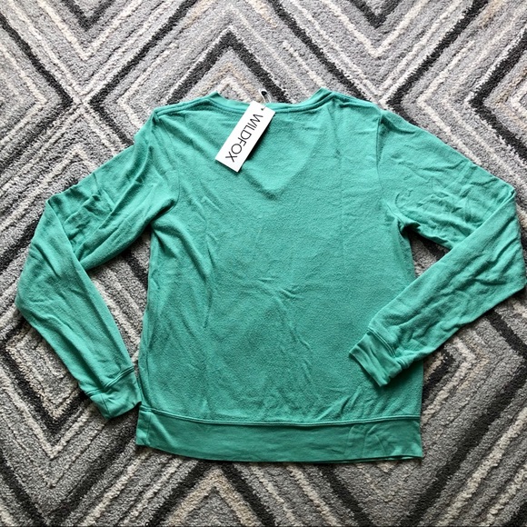 WILDFOX Baggy Beach Jumper Deep V Knit Pullover - Picture 14 of 16